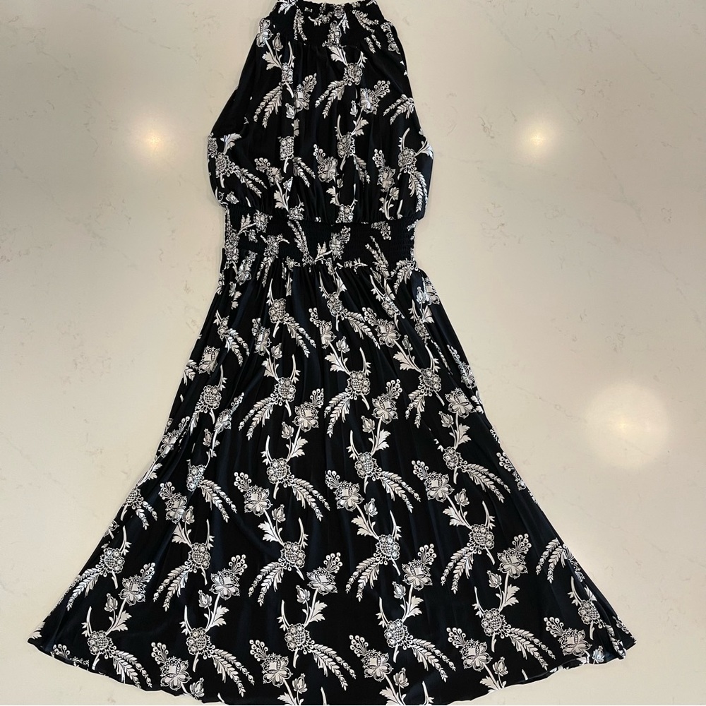Ann Taylor : High Neck Sleeveless Floral Knit Midi Dress : Black + White : S